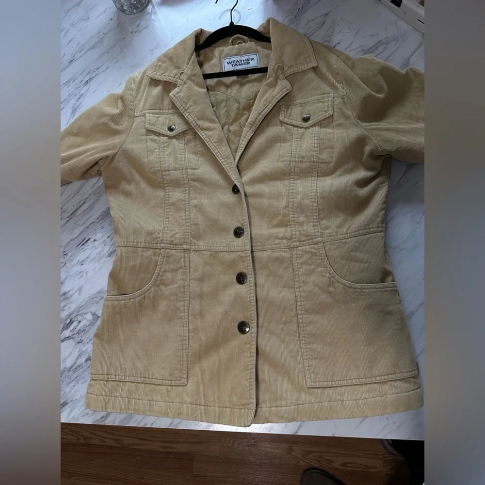 corduroy Beige Women’s Weather Tamer snap button jacket size large